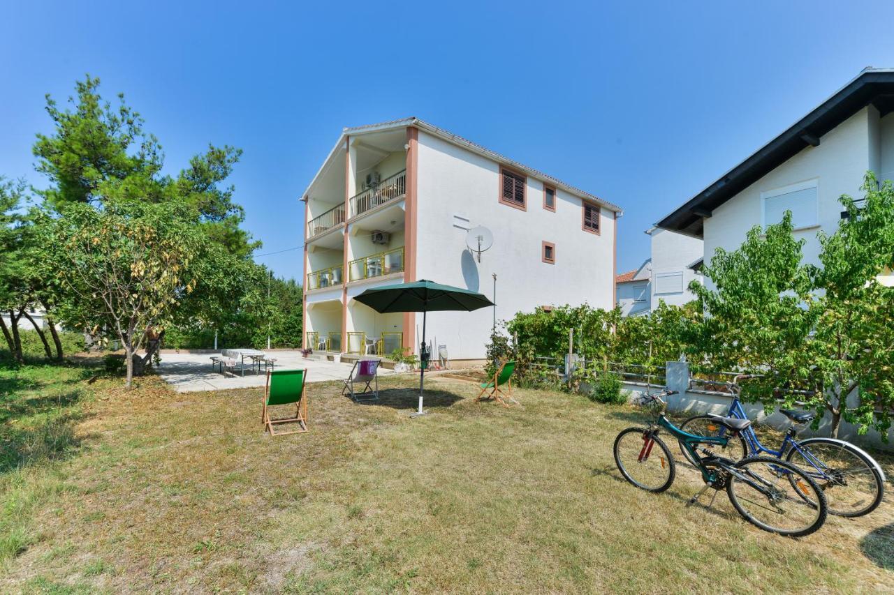 Apartmani Jelena Petrcane Εξωτερικό φωτογραφία