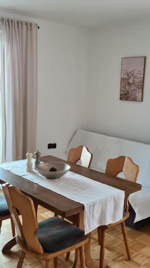Apartmani Jelena Petrcane Εξωτερικό φωτογραφία