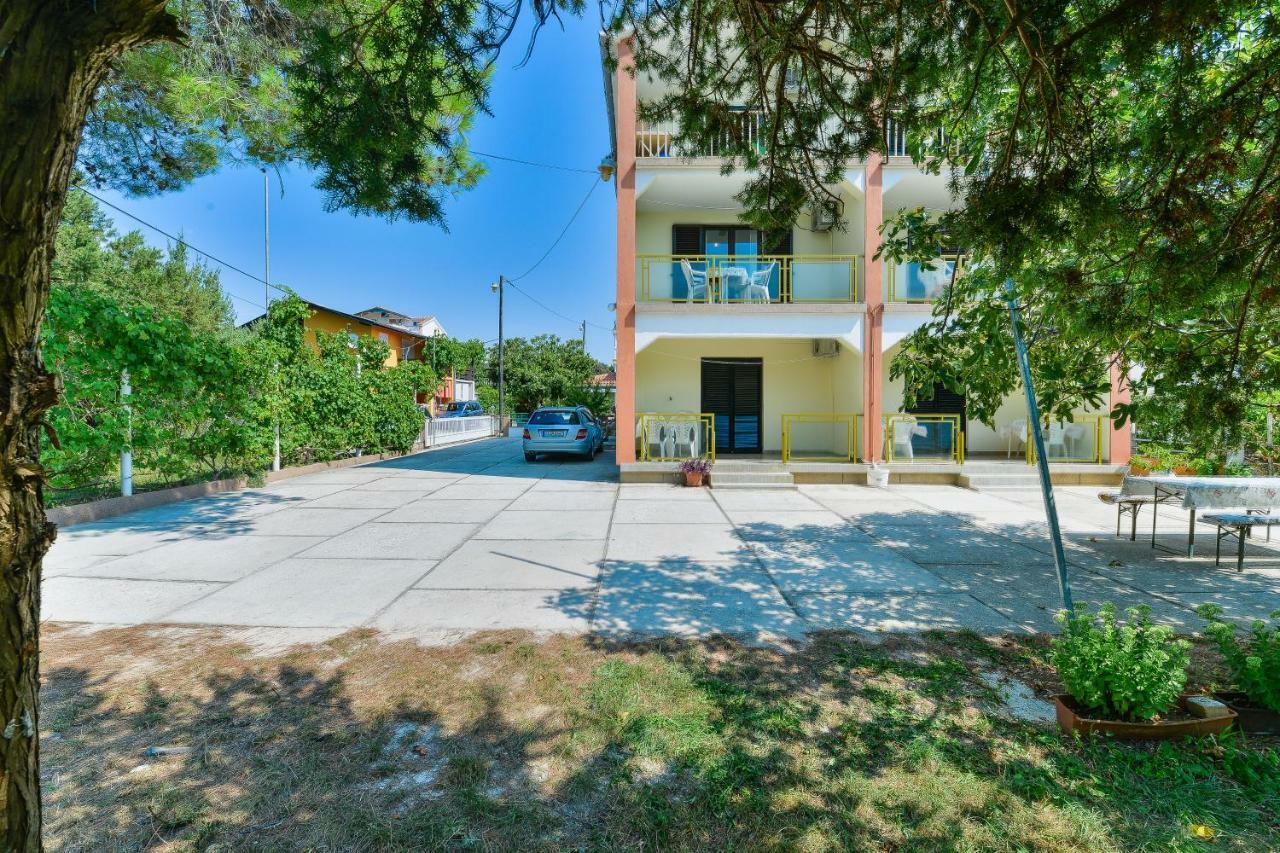 Apartmani Jelena Petrcane Εξωτερικό φωτογραφία